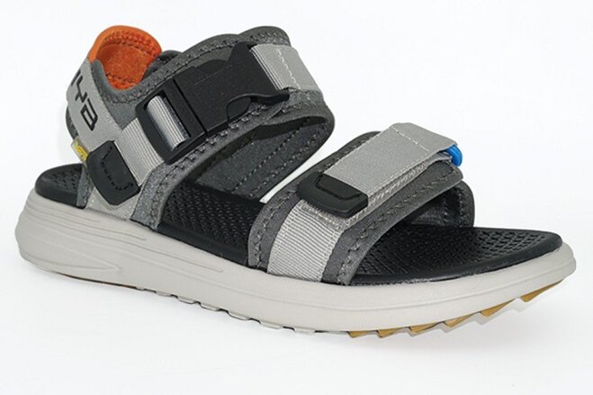 Giày sandal Vento SD-NB38 thể hiện sự mạnh mẽ