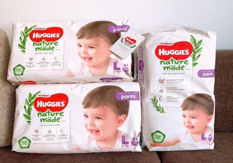 Bỉm Huggies Nature Made có khả năng thấm hút tốt và mềm mịn