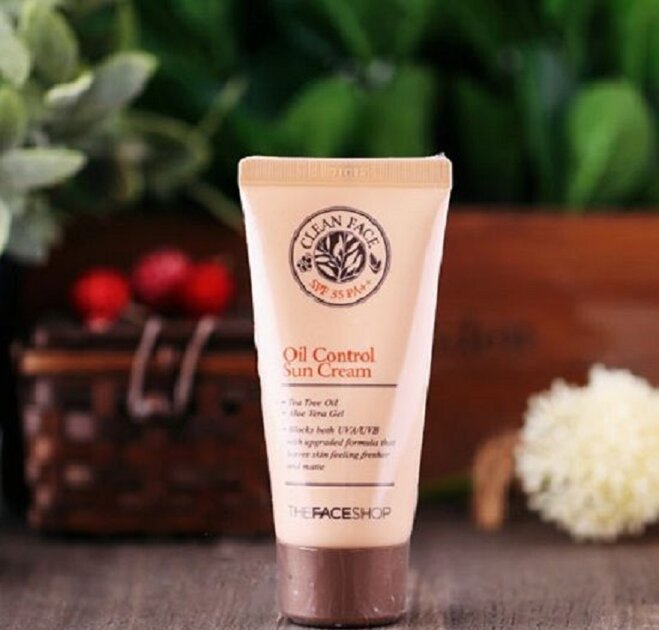 Kem chống nắng The face shop cho da mụn