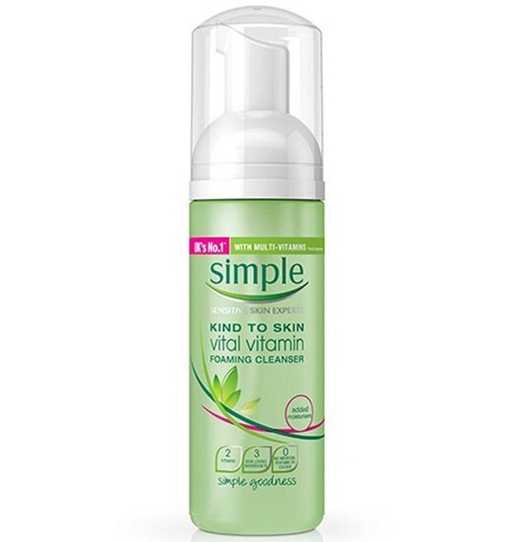 Sữa rửa mặt Simple Skin To Skin Vital Vitamin Foaming Cleanser