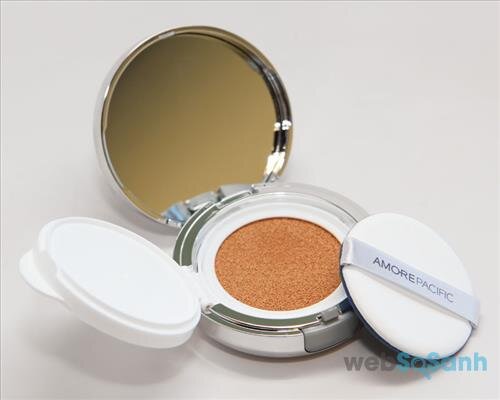 Phấn nước Amore Pacific Color Control Cushion Compact Broad Spectrum