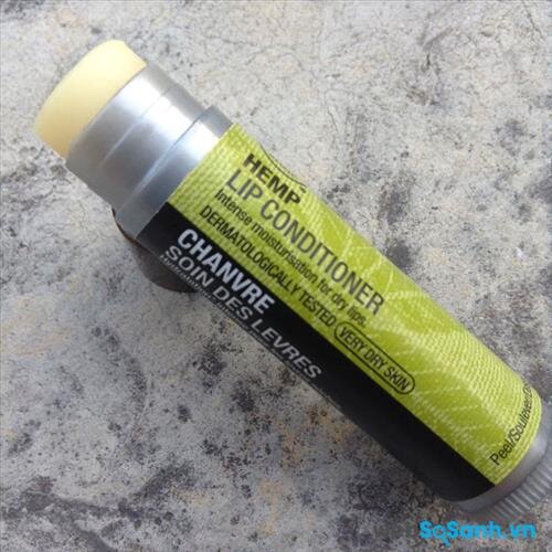 The Body Shop Hemp Lip Conditioner