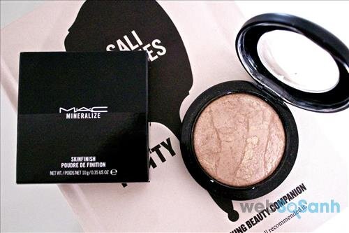 Phấn highlighter MAC Mineralize Skinfinish Powder màu Soft & Gentle