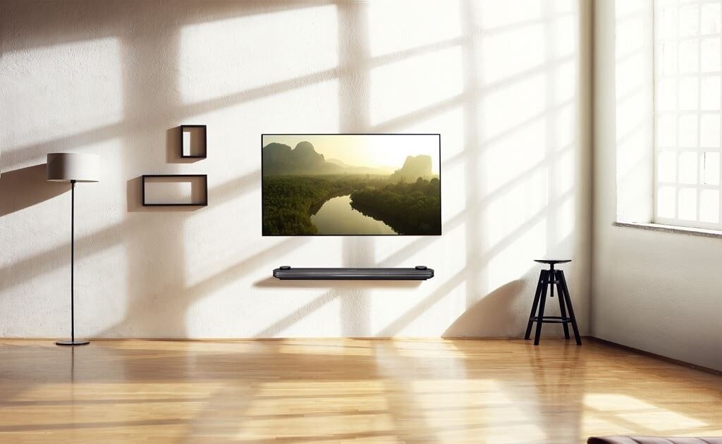 LG W8 được đánh giá là sản phẩm tivi ấn tượng của năm