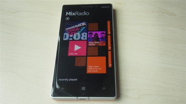 Nokia Lumia 930 13