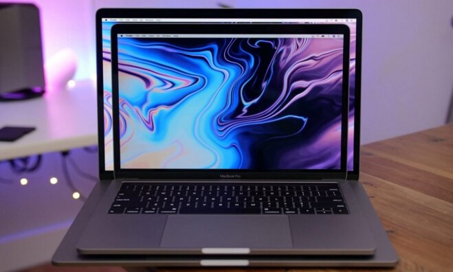 Nên chọn Macbook Pro 2020 hay Macbook Pro 2021?