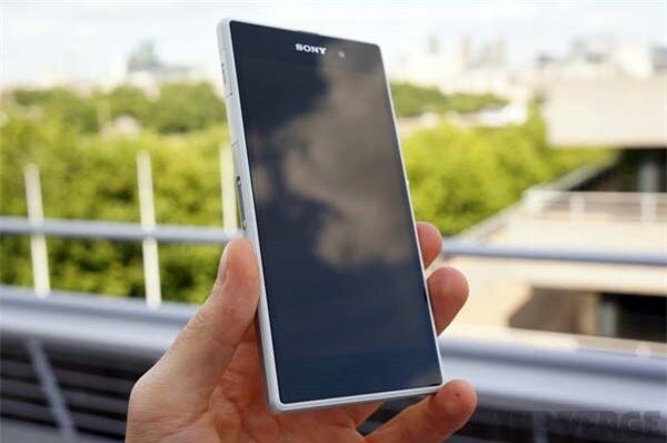 Đánh giá Xperia Z1