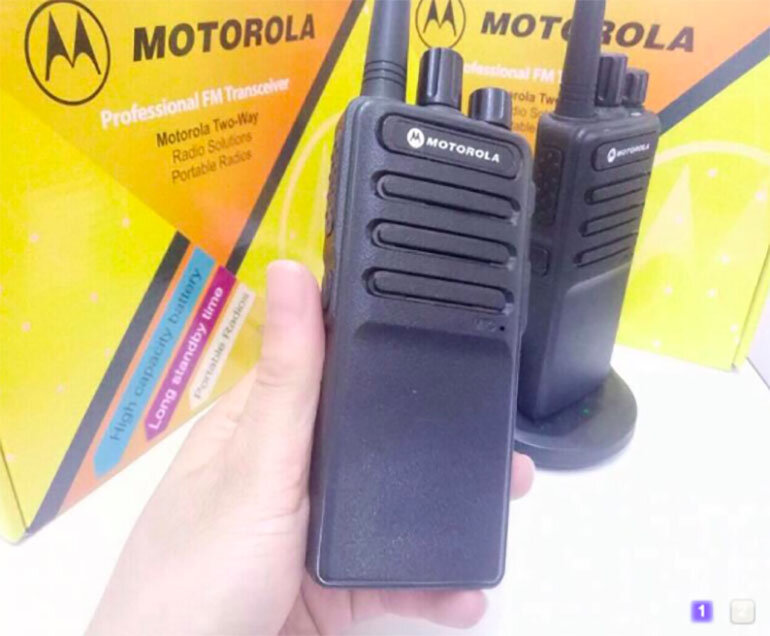 Máy bộ đàm Motorola GP 850 là một trong những dòng máy bộ dàm được thiết kế rất nhỏ gọn và thuận tiện nhất đối với người sử dụng 