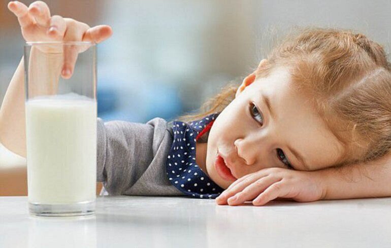 Trẻ tự kỷ có thể uống sữa có nguồn gốc thực vật (trừ sữa đậu nành)