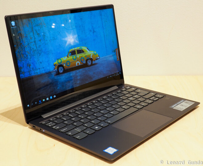 Laptop Lenovo Yoga S730