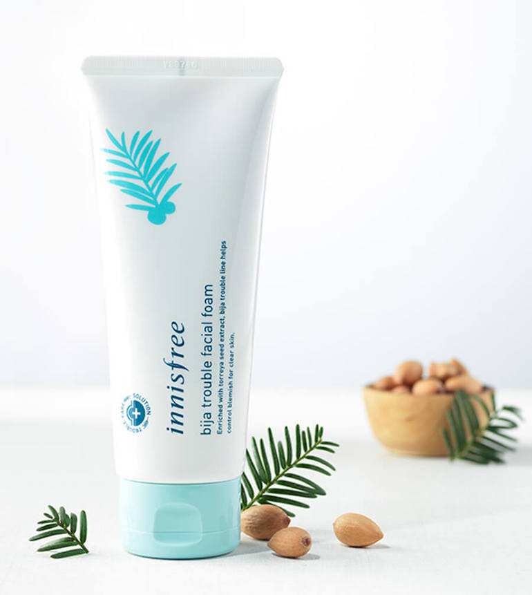 Sữa rửa mặt Innisfree Bija Trouble Facial Foam