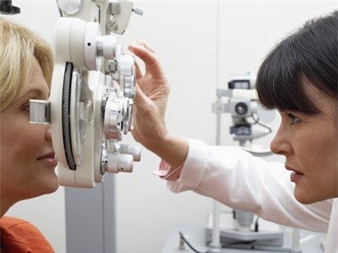 eye doctor exam