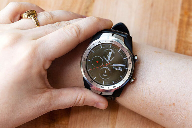 Ticwatch Pro là đồng hồ thông minh được yêu thích nhất hiện nay