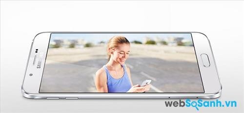 Samsung Galaxy A8 màn hình 5.7 inch độ phân giải full HD