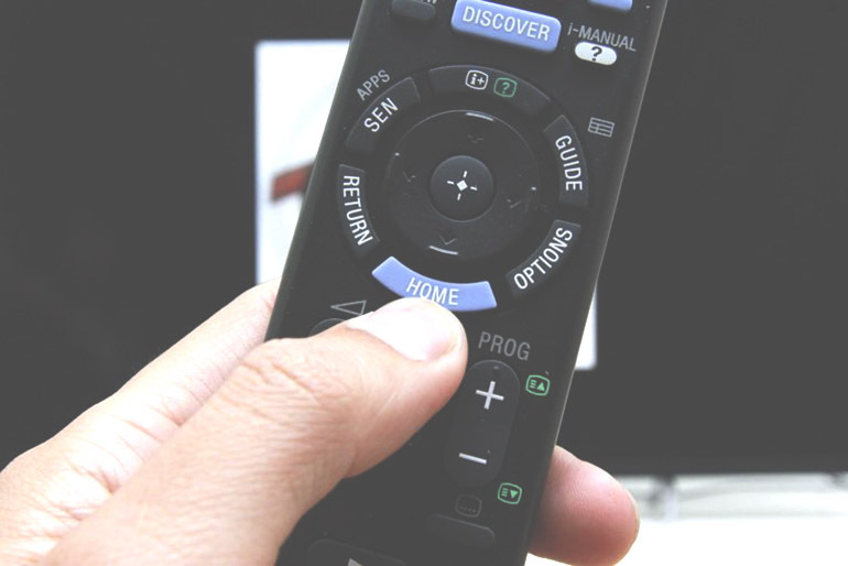 Sủ dụng USB để xem phim và nghe nhạc trên smart tivi bạn đã thử chưa ?