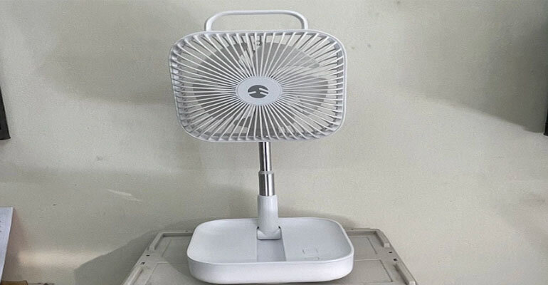 Quạt tích điện Switcheasy SwitchFan có tính năng tiết kiệm điện hiệu quả quạt tích điện Switcheasy SwitchFan