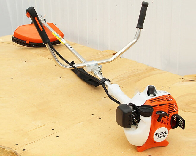 Máy cắt cỏ STIHL