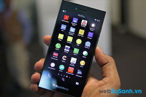 BlackBerry Leap chạy hệ điều hành BlackBerry v 10.3.1