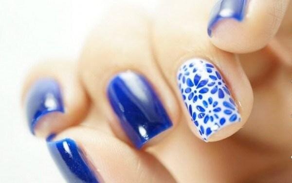 Blue is suitable for Pisces' nails 