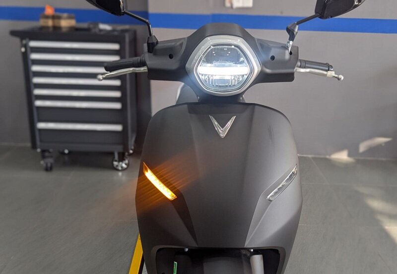 Giá VinFast Klara NEO bất ngờ giảm còn 25 triệu, trang bị sang xịn, đi 112 km/lần sạc