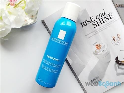 Xịt khoáng trị mụn của La Roche-Posay - Serozinc có thiết kế khá đẹp mắt, đơn giản và tiện dụng