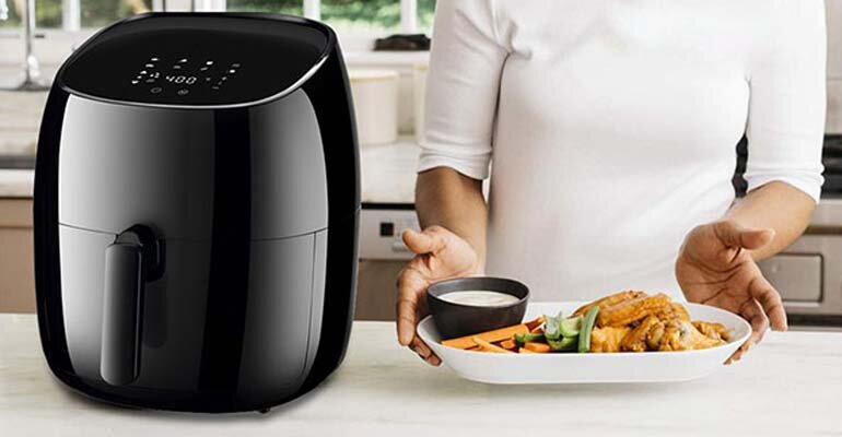 Sử dụng nồi chiên không dầu giúp bạn giảm thiểu tối đa chất béo nạp vào cơ thể nồi chiên không dầu