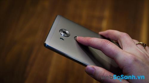 Điện thoại thông minh Huawei Mate 8 được bảo mật tốt hơn nhờ tích hợp cảm biến vân tay