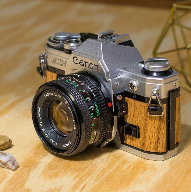 Máy ảnh quay phim Canon AE-1