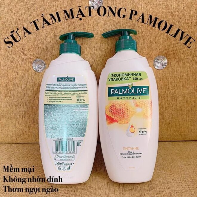 Sữa tắm Palmolive Nga - Giá tham khảo khoảng 280.000 vnđ/ chai 750ml