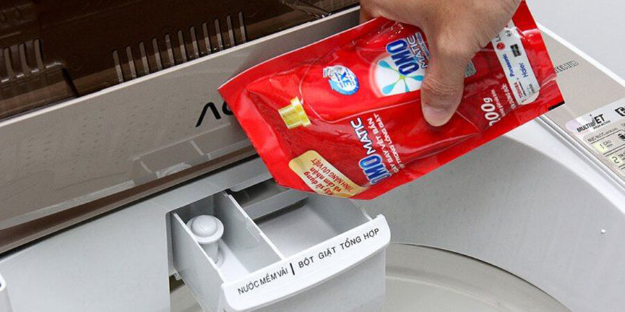 Sử dụng đúng chất tẩy rửa chuyên dụng cho máy giặt (Nguồn: Internet)