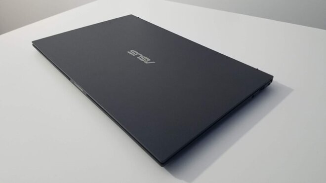 Asus ExpertBook B9450