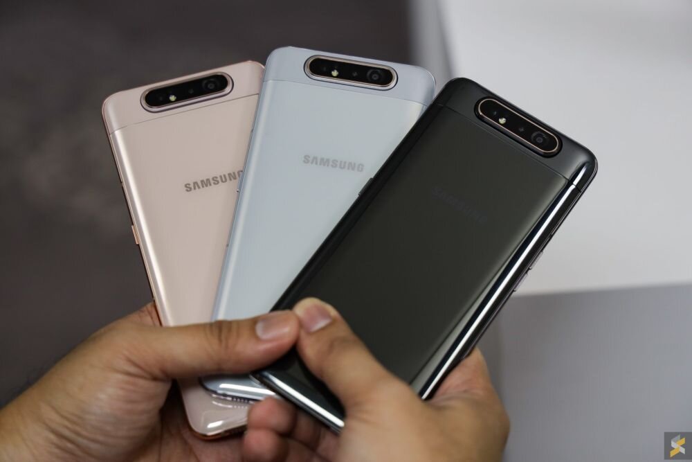Samsung Galaxy A80 bản màu Phantom Black.