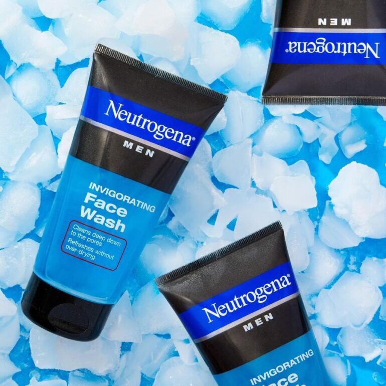 Neutrogena Invigorating Face Wash պզուկների հակում ունեցող մաշկի համար - Տեղեկատու գին մոտ 220,000 VND/150 մլ խողովակ