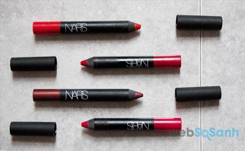 Những cây son bút chì của NARS lên màu cực đẹp, cực mướt 