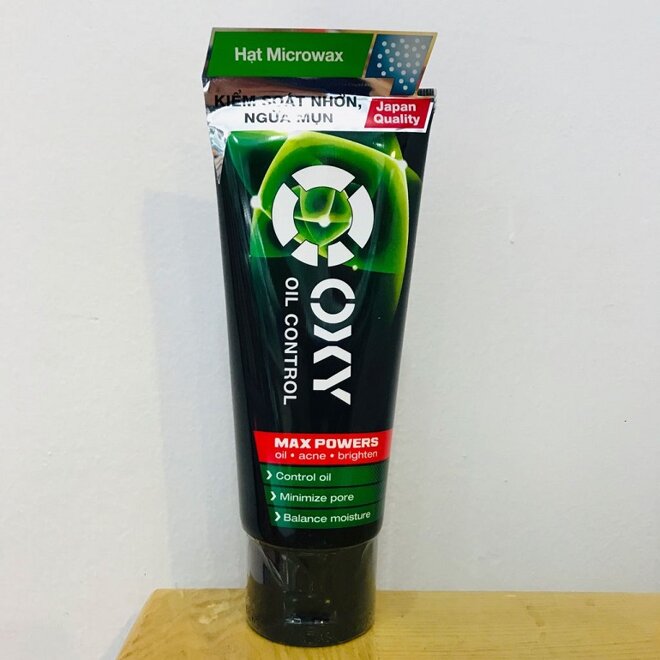 Sữa rửa mặt oxy oil control