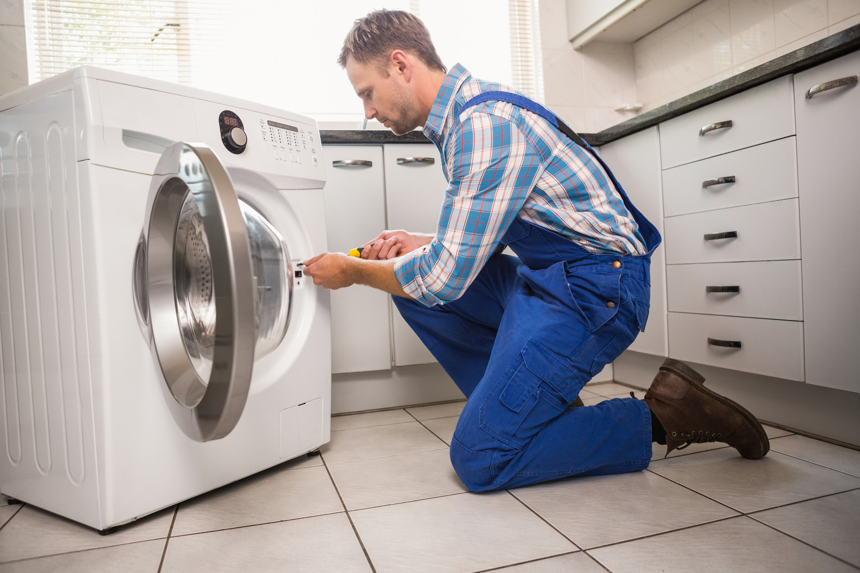 Sau khi hoàn chỉnh các bước lắp máy giặt trên bạn có thể bắt đầu sử dụng