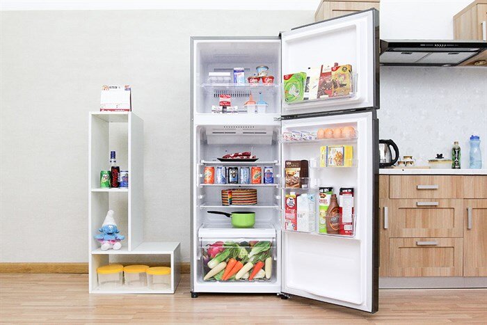 Tủ lạnh Hitachi R-H350PGV4(SLS) có màu sắc nhẹ nhàng cùng dáng vẻ hiện đại