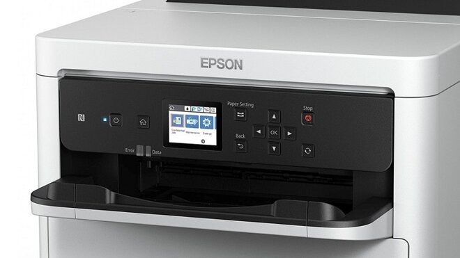 Bảng điều khiển của máy in Epson WorkForce Pro WF-C5290.