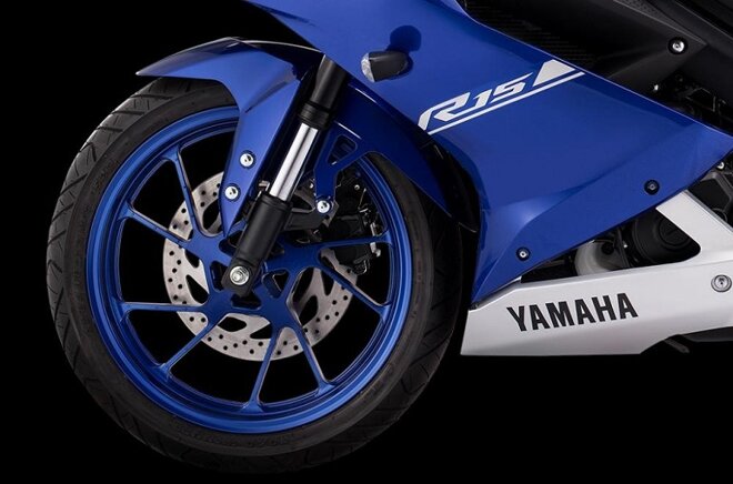 Yamaha R15 2021