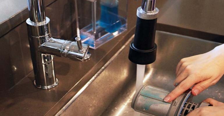 Vệ sinh bộ lọc của máy rửa bát Vệ sinh máy rửa bát