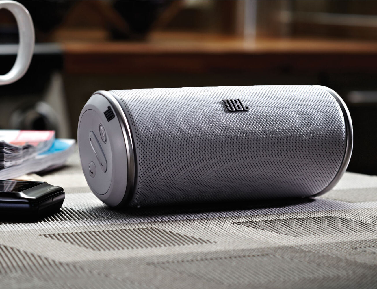 Bluetooth JBL Flip 3 là sản phẩm nhất định phải sở hữu