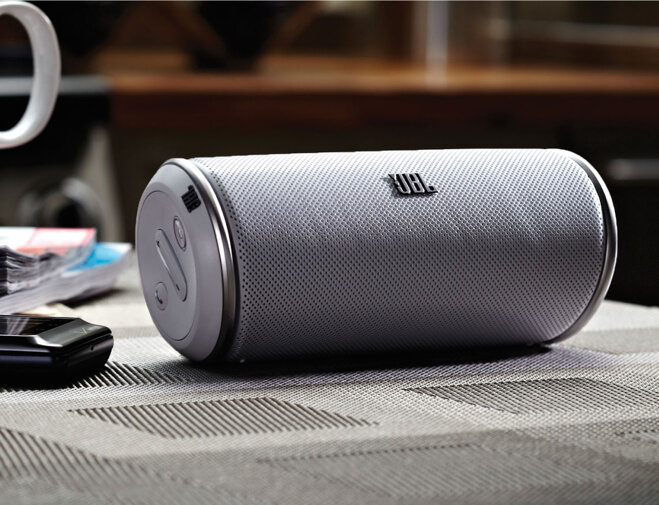 Bluetooth JBL Flip 3 là sản phẩm nhất định phải sở hữu