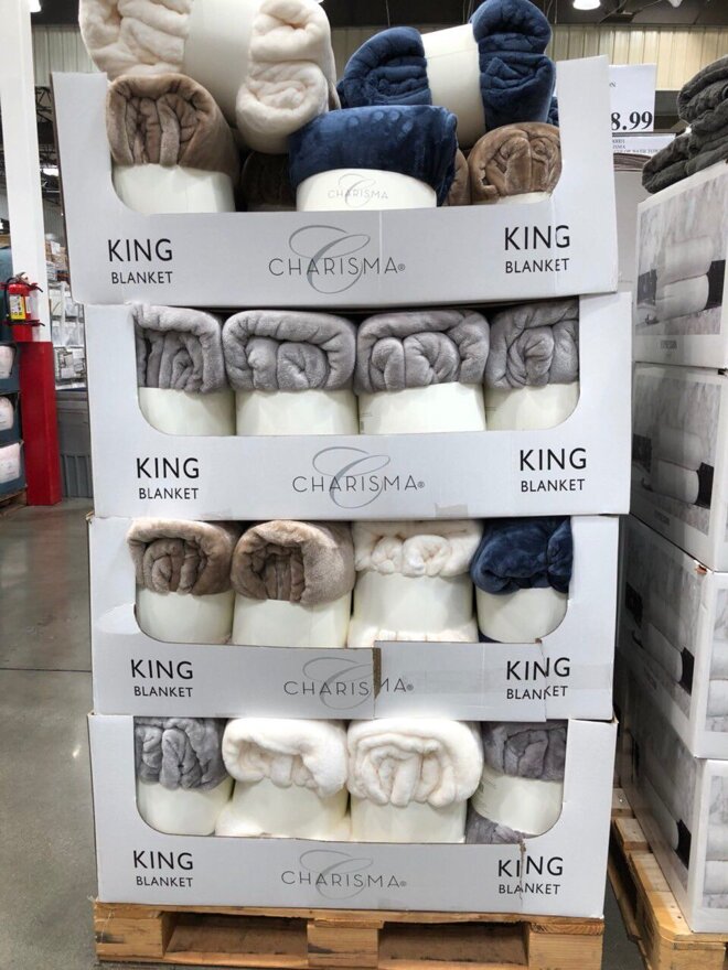 Kirkland Plush Blanket Queen là sản phẩm được người dùng yêu thích