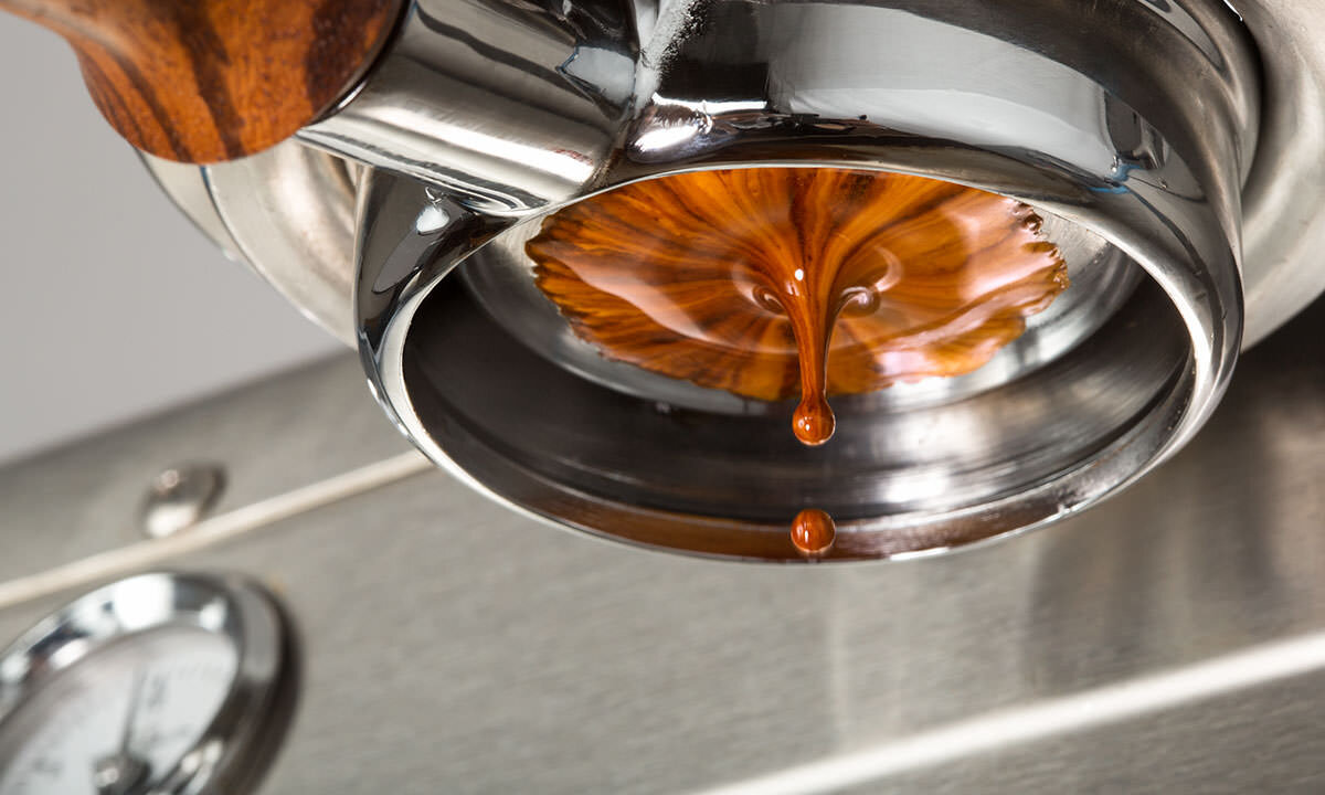 Nên mua máy pha cà phê Espresso loại nào tốt nhất 2020 