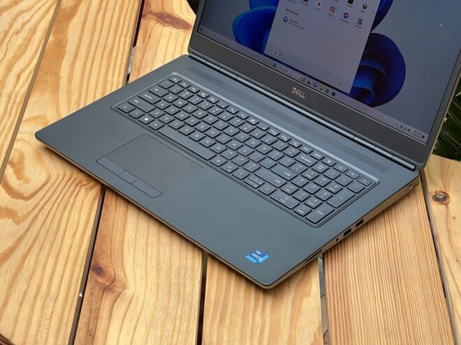 Review máy trạm đồ họa Dell Precision 7760