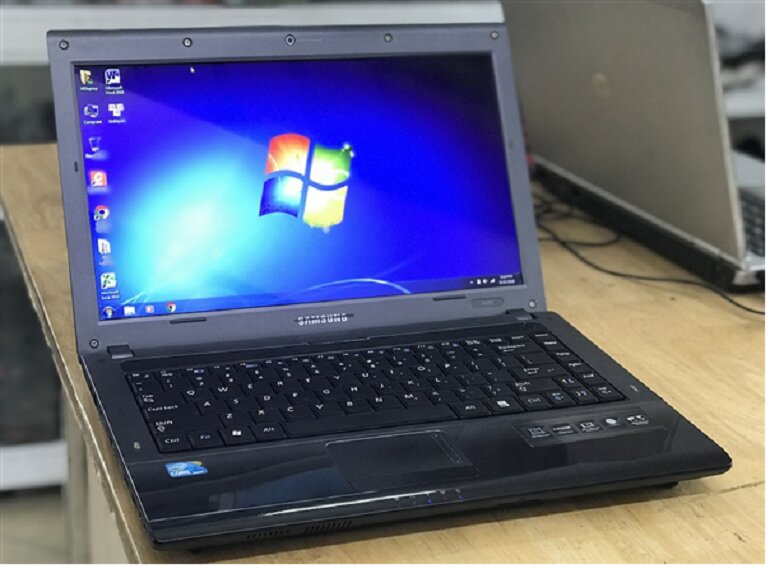 Laptop Samsung R439-2