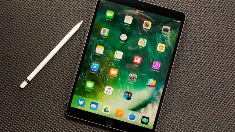 iPad Pro phiên bản mới nhất sử dụng bút Apple Pencil