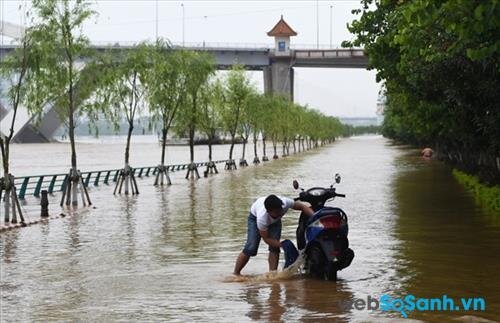 Đừng để chiếc xe có vấn đề đi vào đường ngập