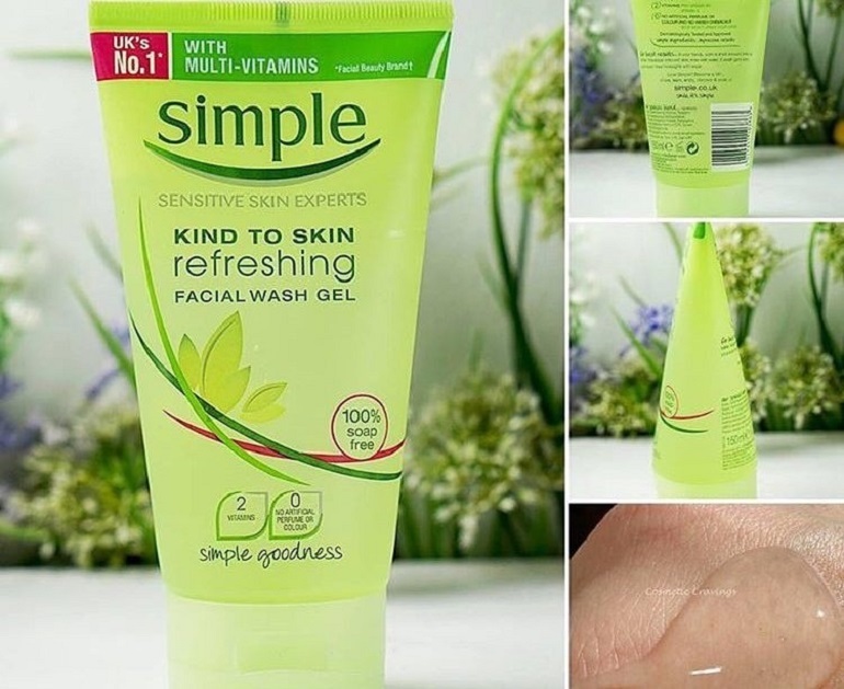 Review về sữa rửa mặt Simple Kind to Skin Refreshing Facial Wash