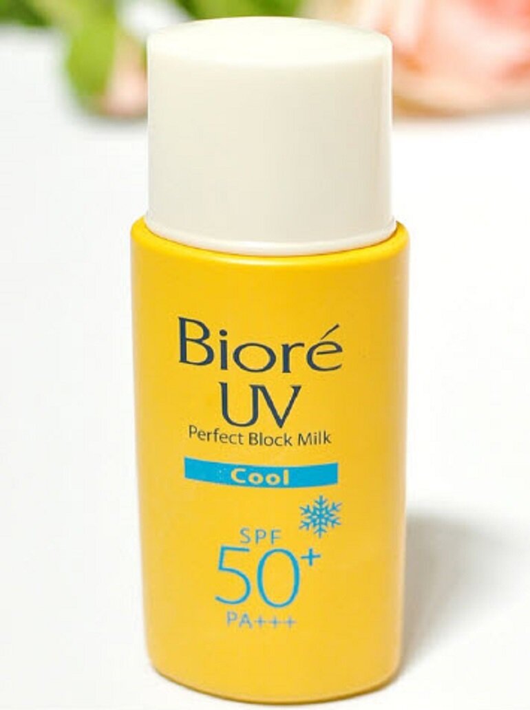 Kem chống nắng Biore UV Perfect Block Milk Cool SPF 50+